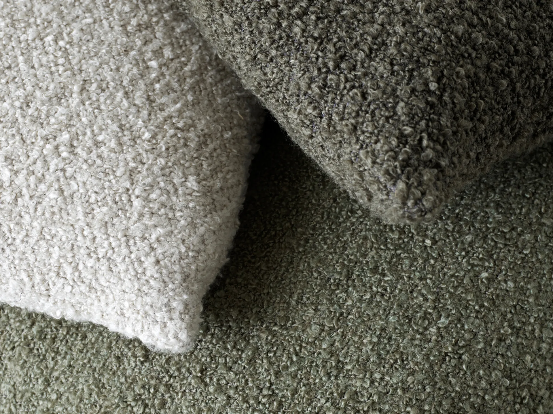 Collect pute SC48 Soft Boucle 40 x 60 cm, Moss &Tradition