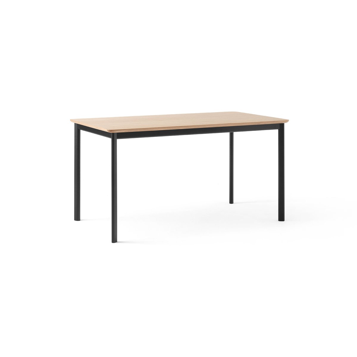 Bilde av &Tradition Drip HW115 spisebord 83x143 cm Black frame-clear lacq. oak
