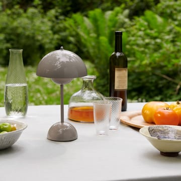 Flowerpot portable bordlampe VP9 - Grey beige - &Tradition