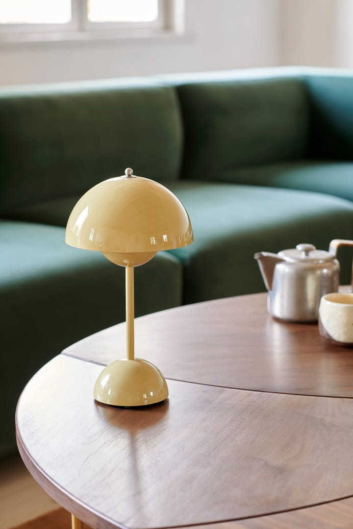 Flowerpot portable bordlampe VP9, Pale sand &Tradition