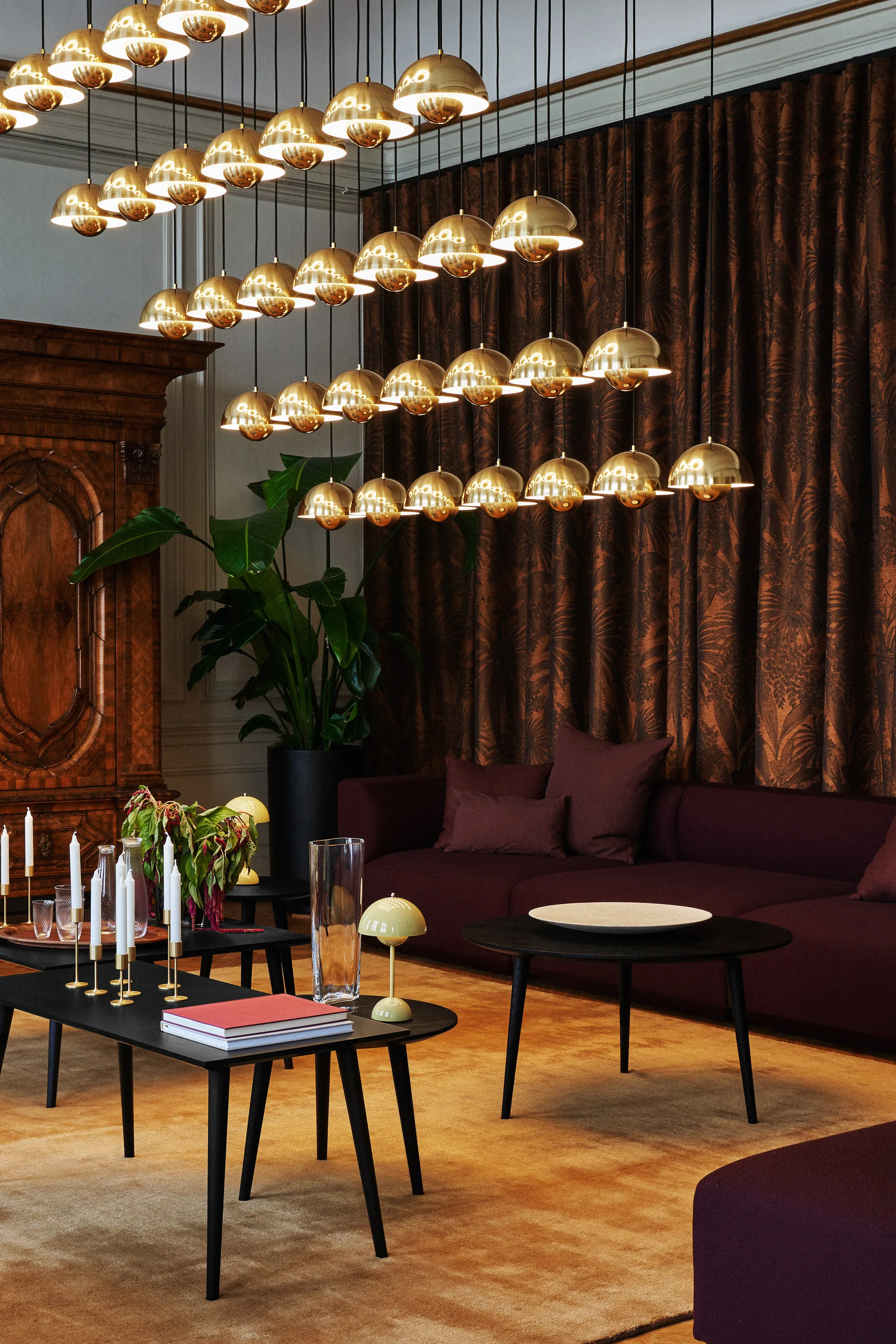 Flowerpot portable bordlampe VP9, Pale sand &Tradition