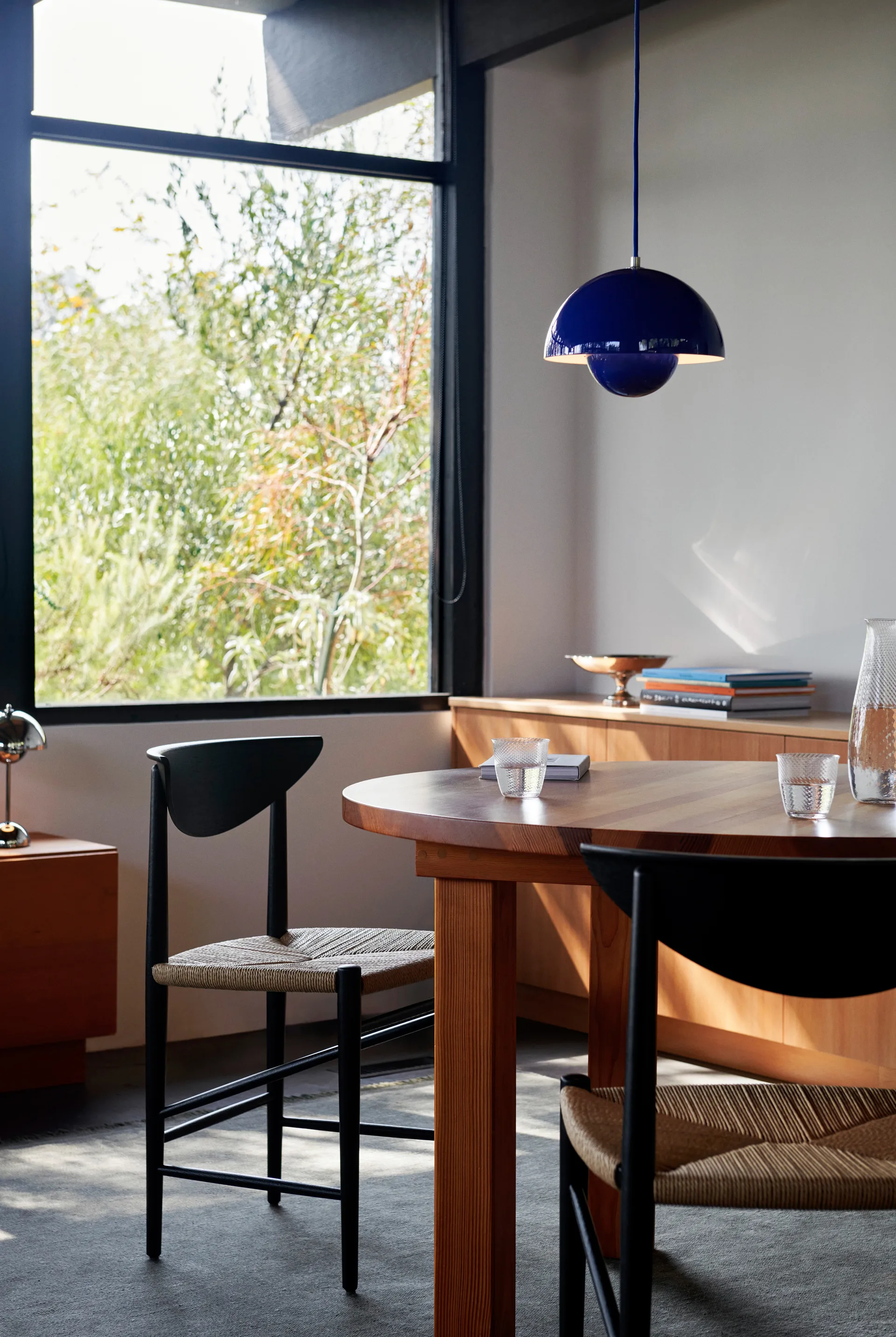 FlowerPot VP1 pendel, Cobalt blue &Tradition