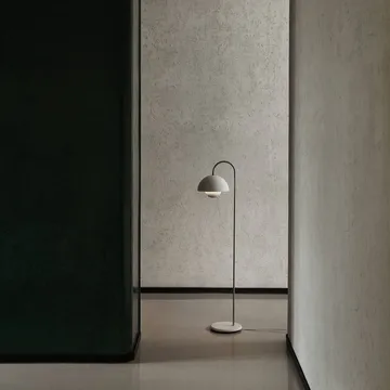 Flowerpot VP12 gulvlampe - Matt white - &Tradition