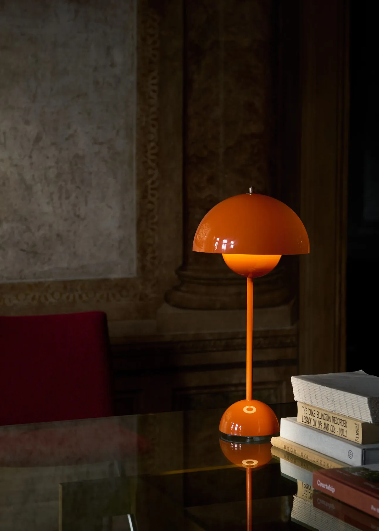 FlowerPot VP3 bordlampe, Zesty orange &Tradition