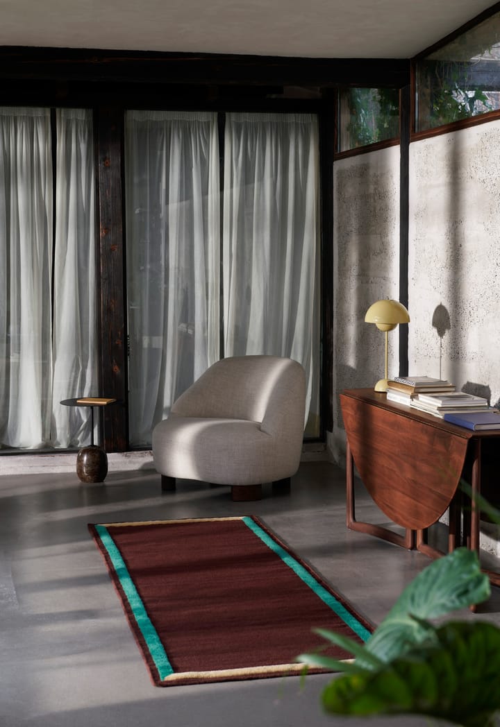 Framed AP14 teppe 90 x 240 cm, Plum &Tradition