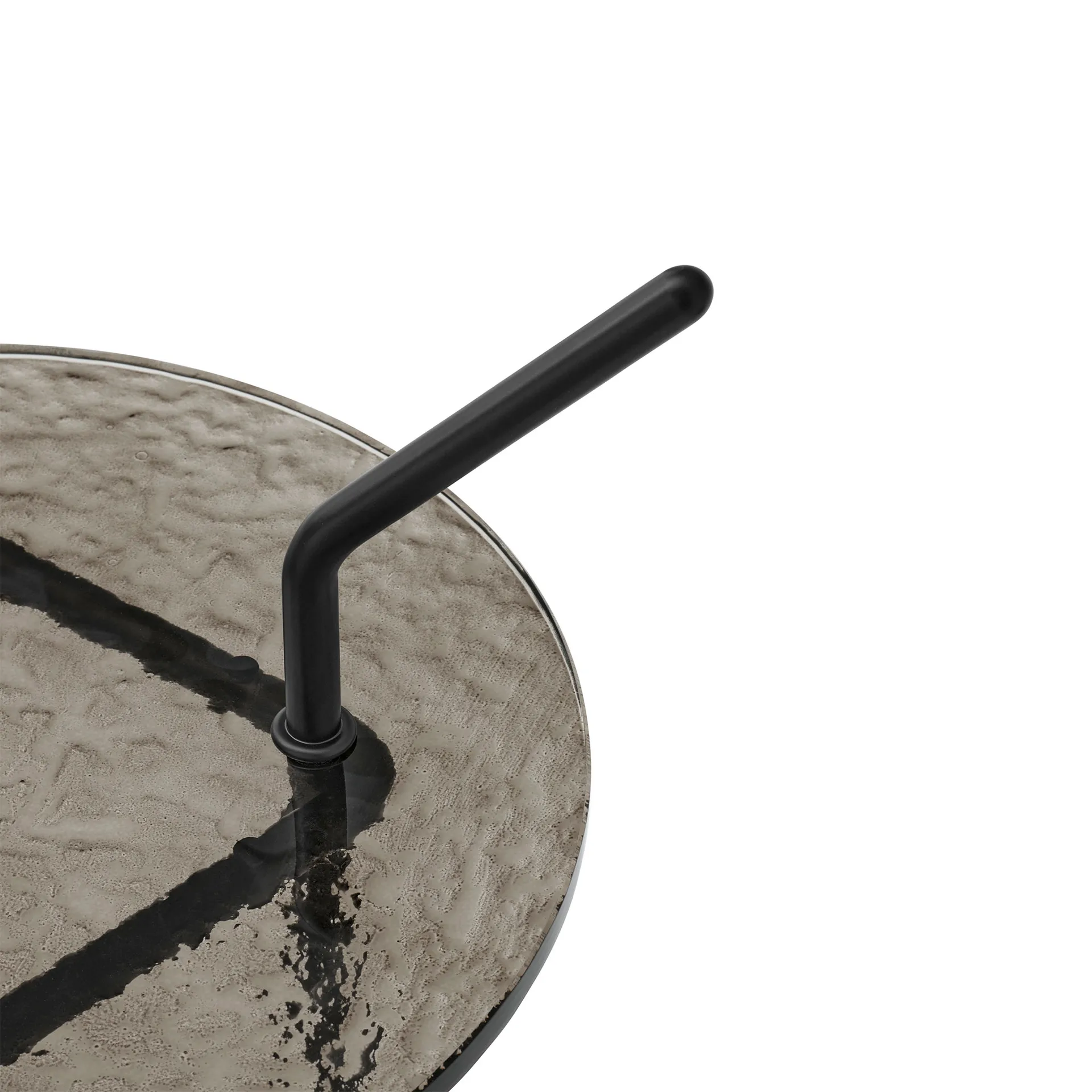 Halten SH9 sidebord, Smoked glass-warm black &Tradition