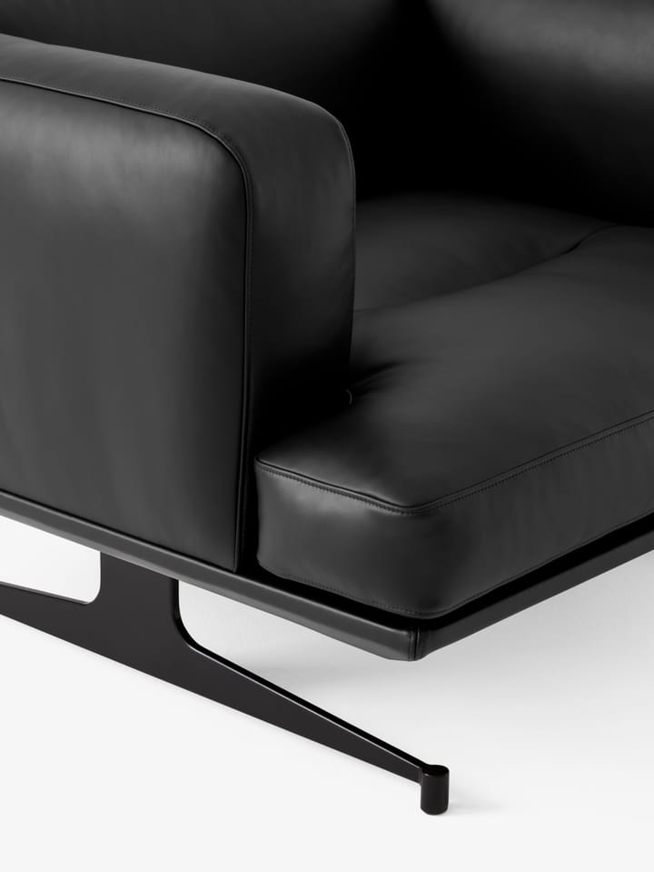 Inland AV21 lenestol, Noble sort skinn-warm black &Tradition
