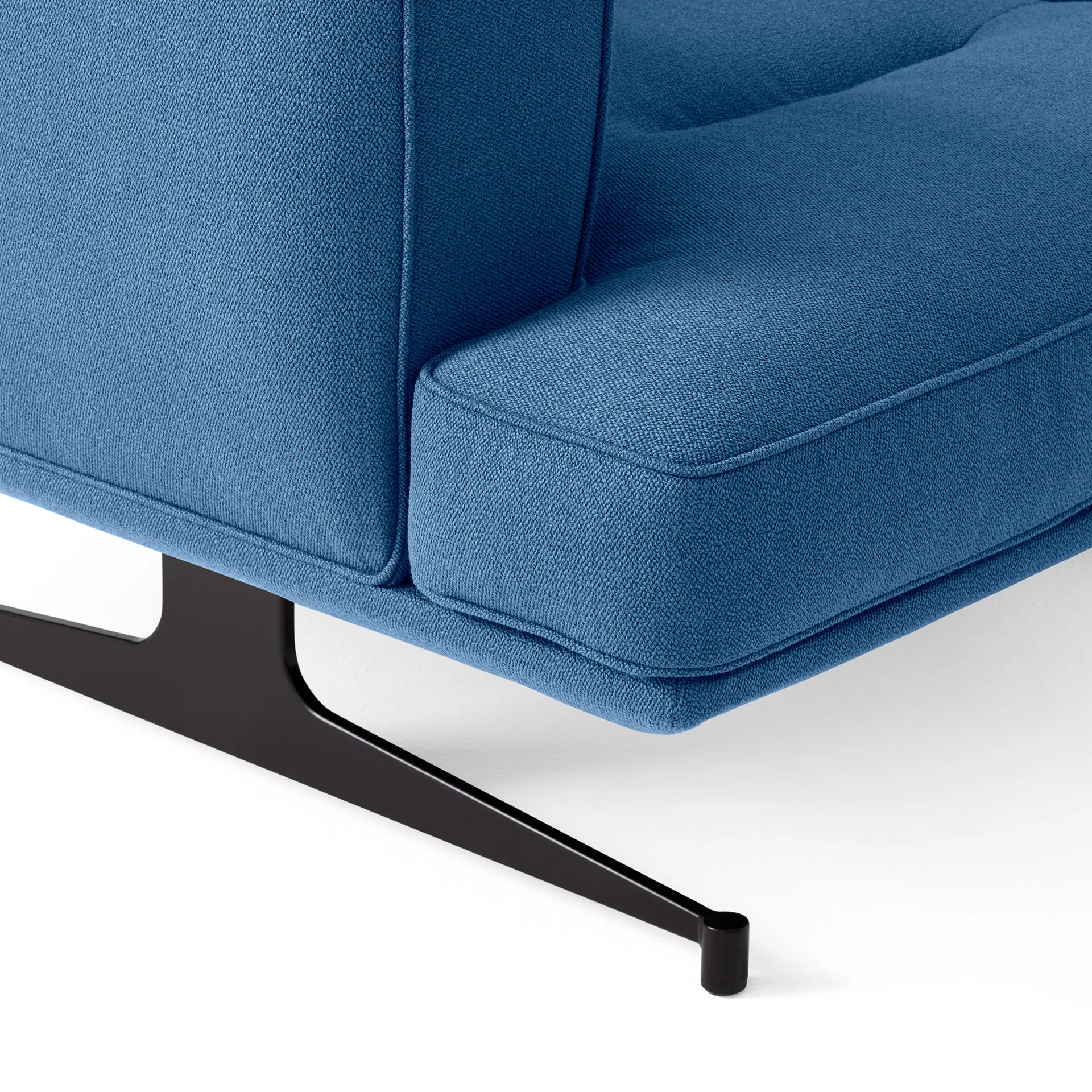 Inland AV21 lenestol, Vidar 733-warm black &Tradition