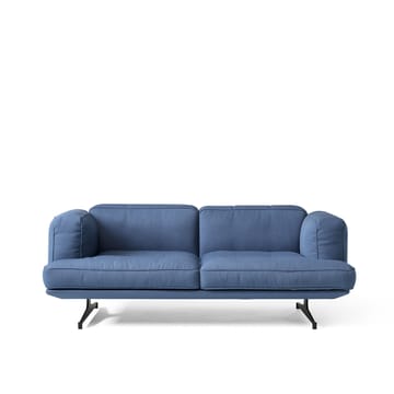 Inland AV22 sofa 2-seters - Vidar 733-warm black - &Tradition