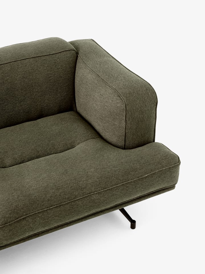Inland AV23 3-seters sofa, Clay 0014-warm black &Tradition