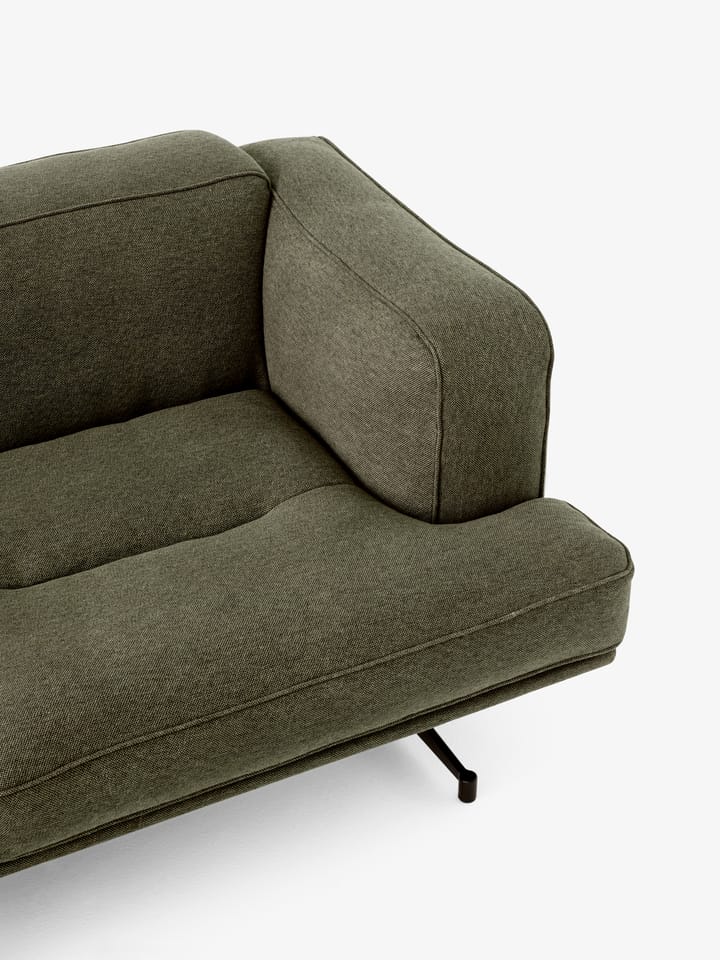 Inland AV23 3-seters sofa - Clay 0014-warm black - &Tradition