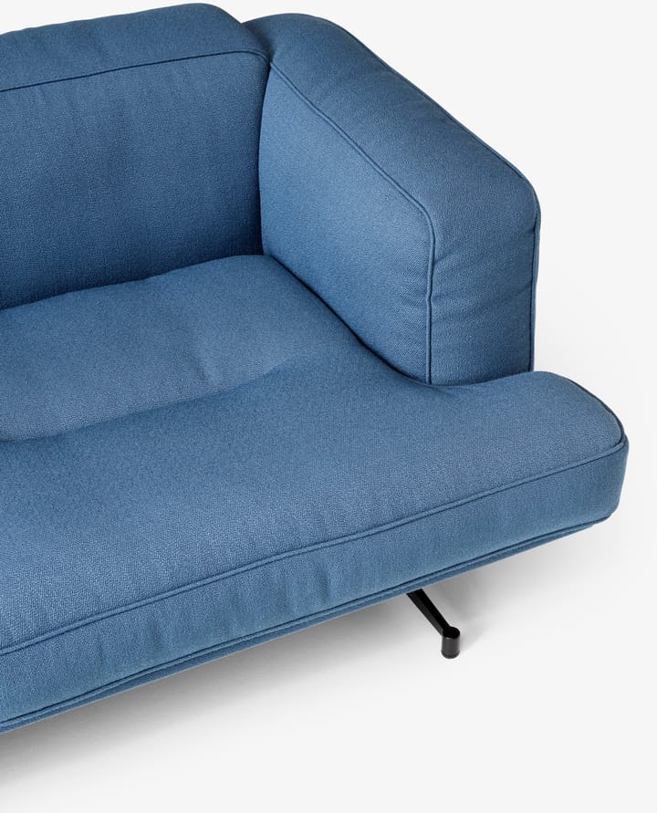 Inland AV23 3-seters sofa, Vidar 4 Denim Blue 733-sorte ben &Tradition