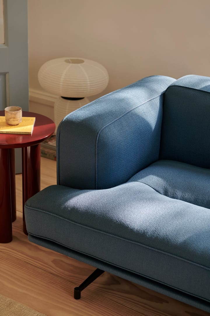 Inland AV23 3-seters sofa, Vidar 4 Denim Blue 733-sorte ben &Tradition