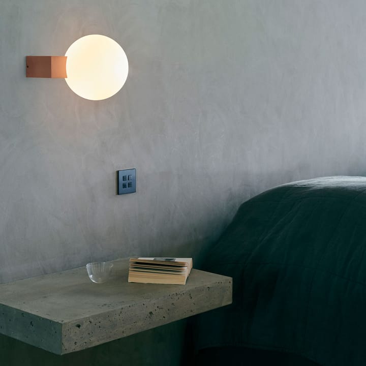 Journey SHY2 vegglampe, black &Tradition