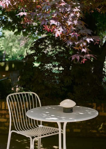 Mist AP21 bærbar lampe 12 cm - Grigio Caldo-opal glass - &Tradition