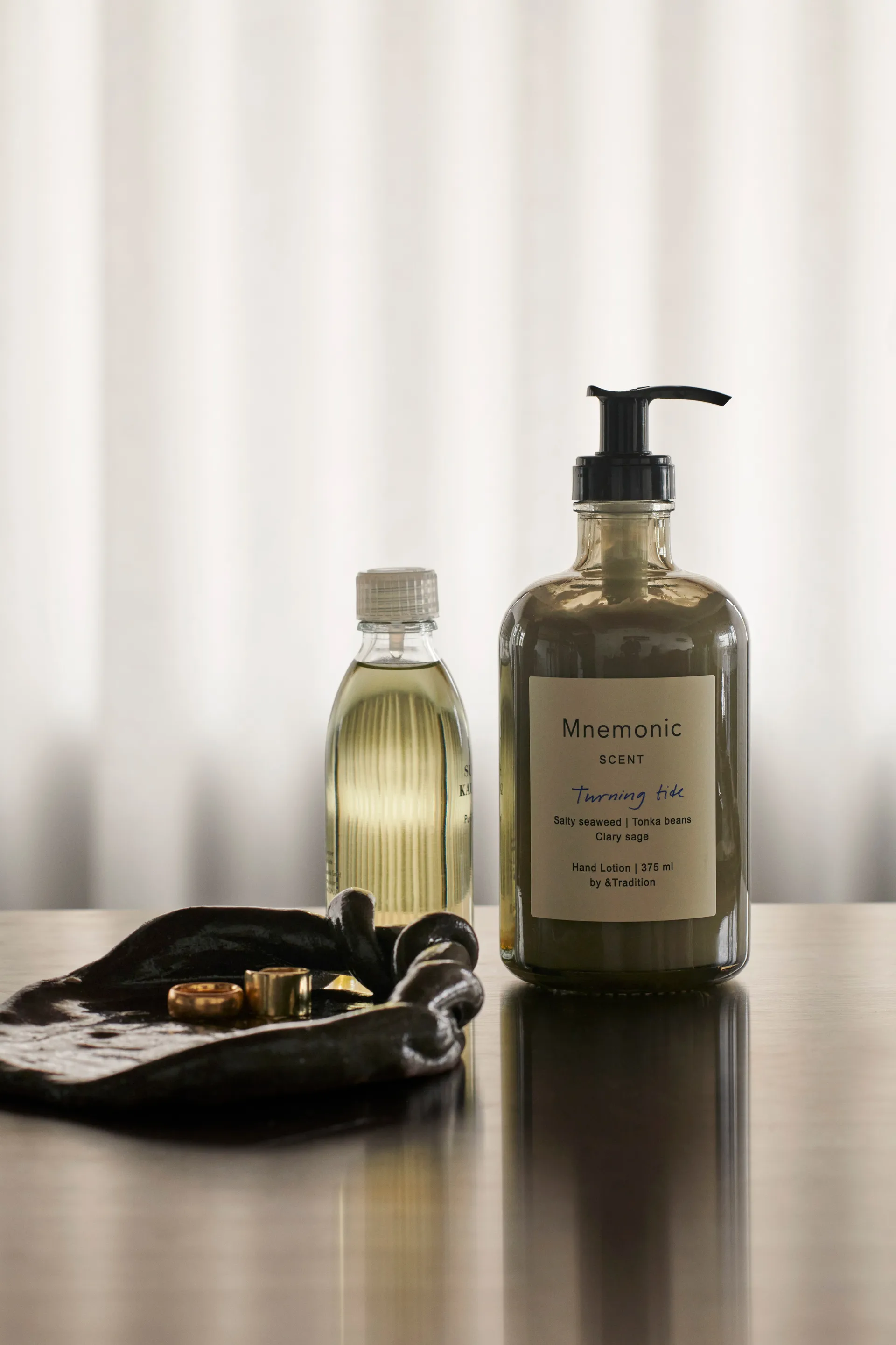 Mnemonic MNC2 håndkrem 375 ml, Turning tide &Tradition
