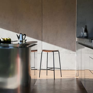 Pavilion AV38 barkrakk 79 cm - Black-lacquered walnut - &Tradition