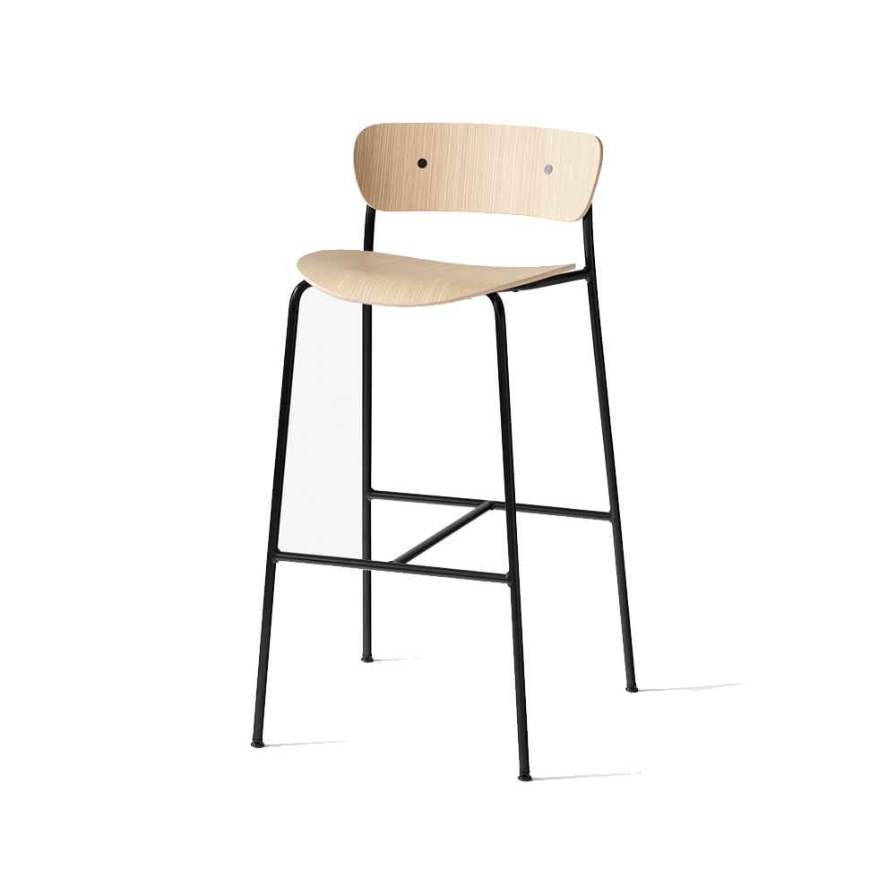 Bilde av &Tradition Pavilion AV9 barstol eik lakk stålstativ