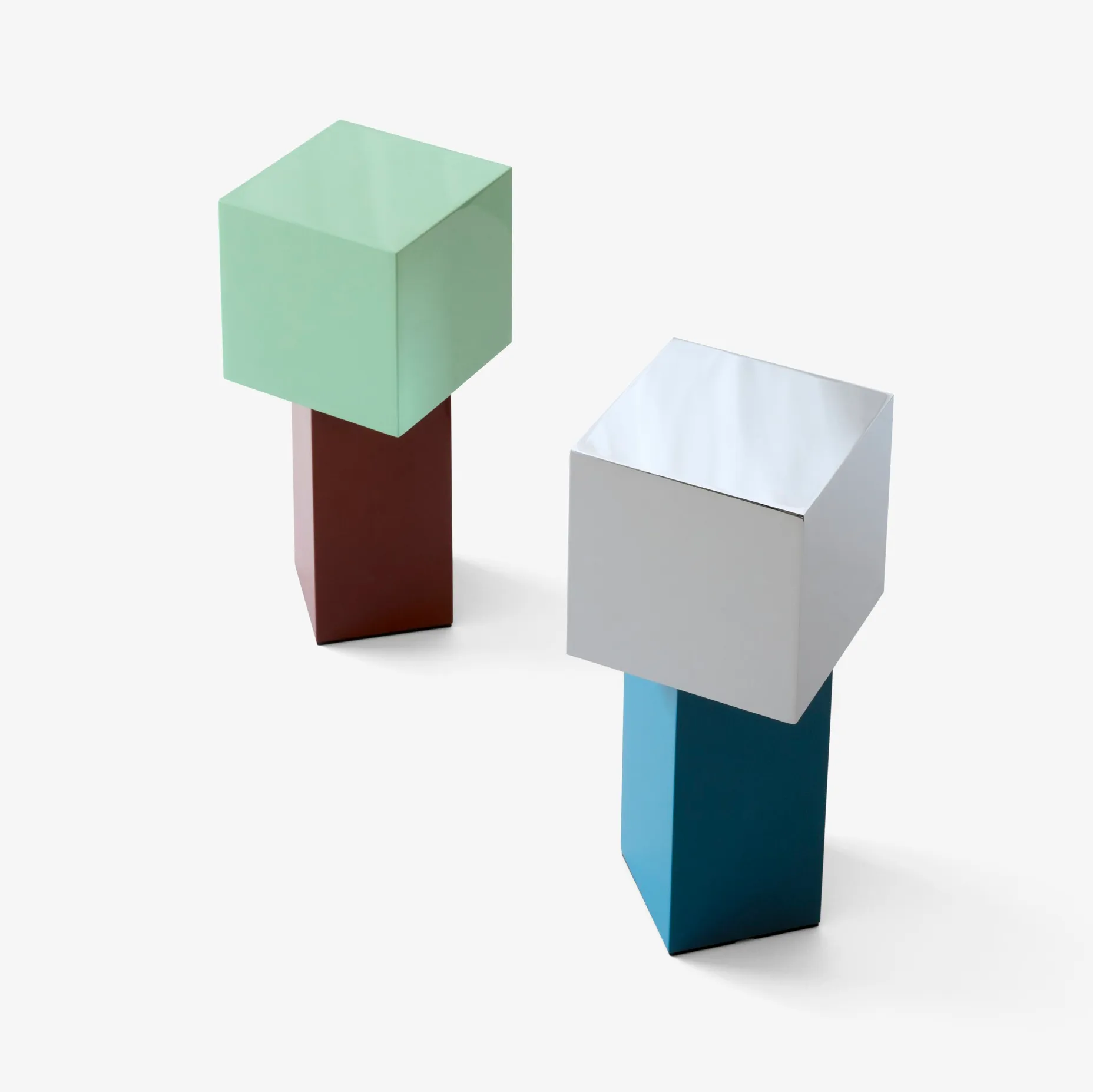 Pivot ATD7 bærbar lampe, Rusty mint &Tradition