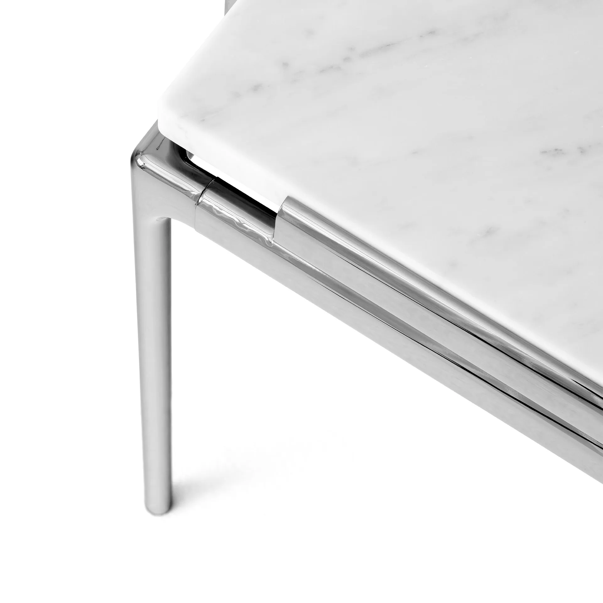Sett LN11 sidebord, Bianco carrara-dark chrome &Tradition