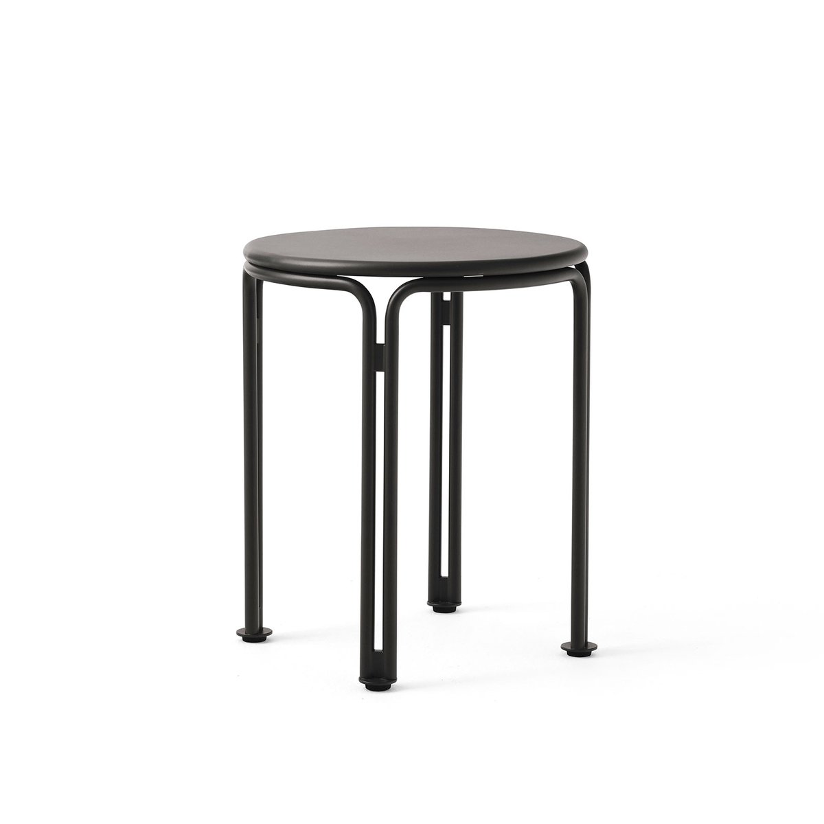 &Tradition Thorvald SC102 sidebord Warm black | Skandinavisk Design | Hagebord | Svart