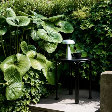 Thorvald SC102 sidebord - Warm black - &Tradition