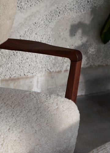 Wulff Lounge Chair ATD2 lenestol - Oljet valnøtt-Moonlight - &Tradition