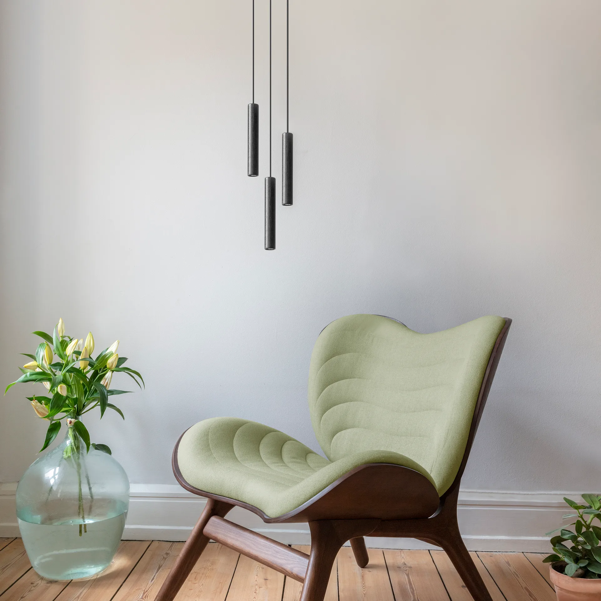 3 Chimes lampe, svart Umage