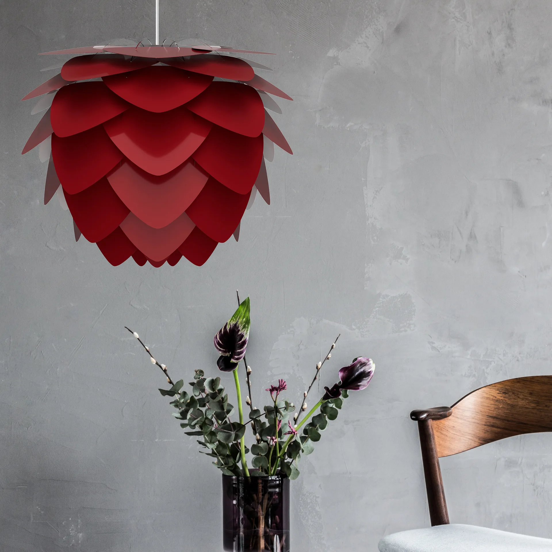 Aluvia lampe ruby red, Medium Ø59 cm Umage