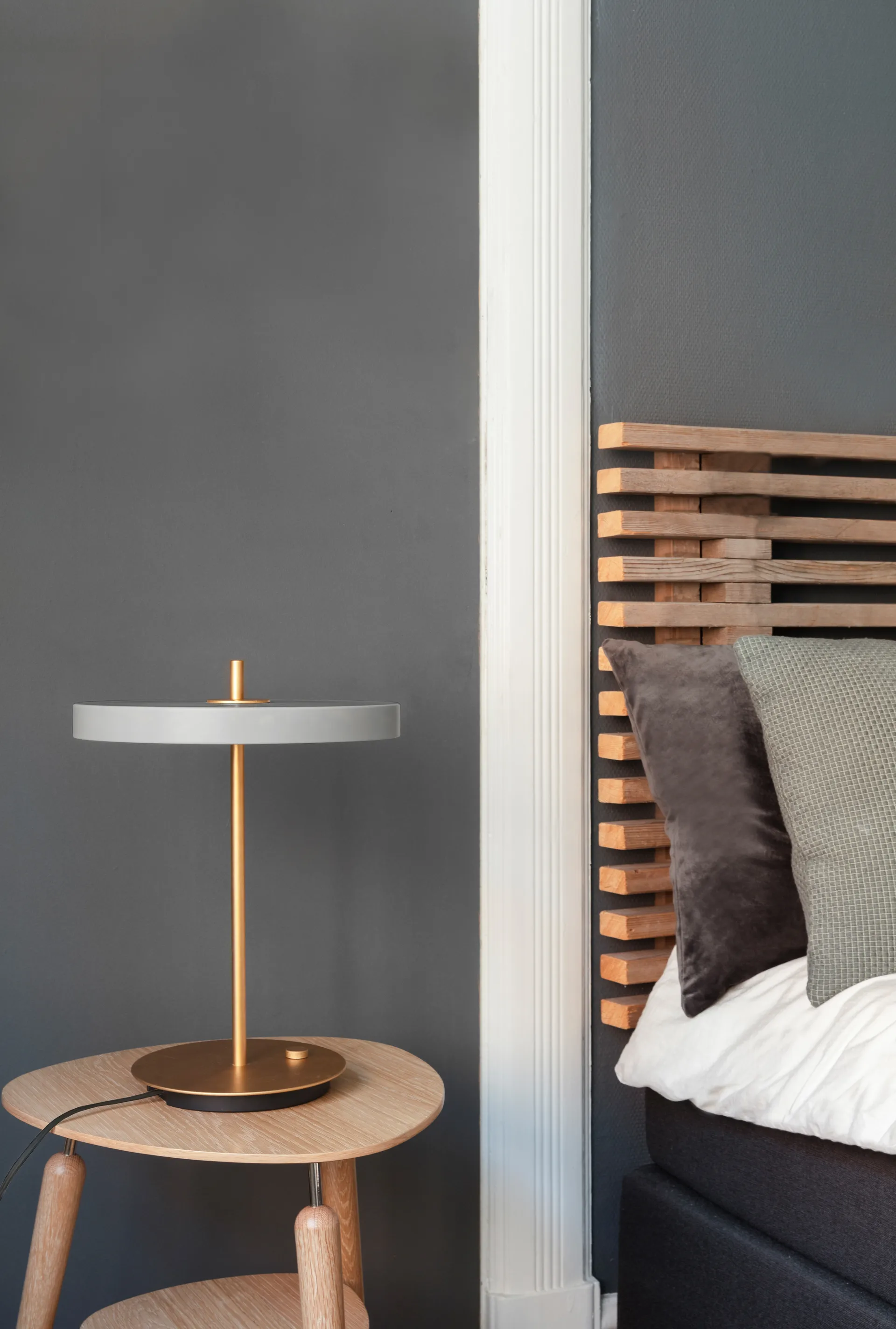 Asteria bordlampe, Mist Umage