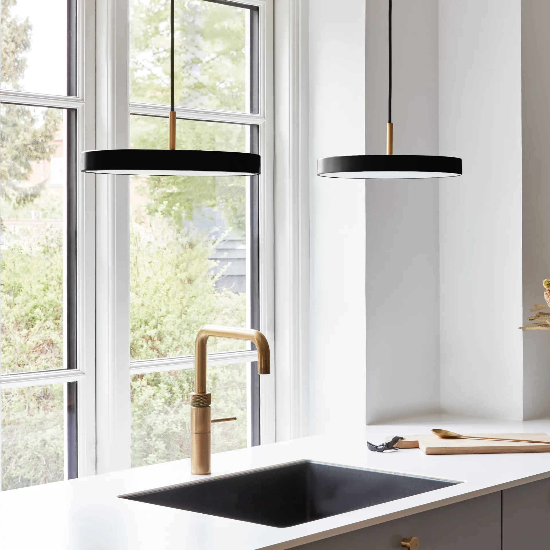 Asteria Mini taklampe, Black Umage