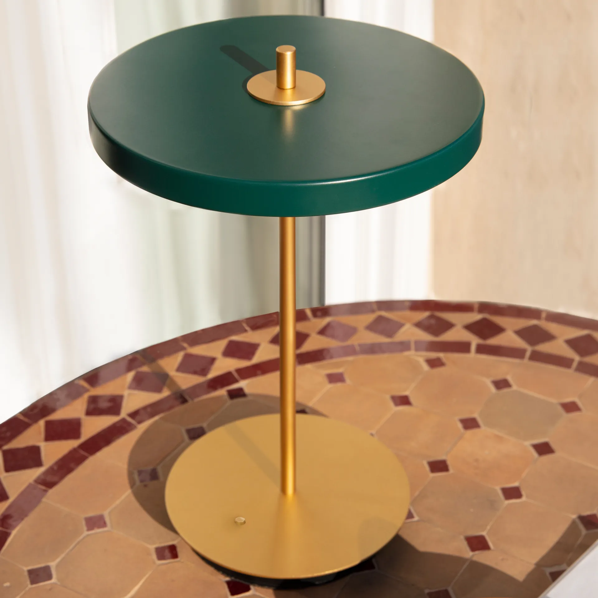 Asteria Move bordlampe, Forest green Umage
