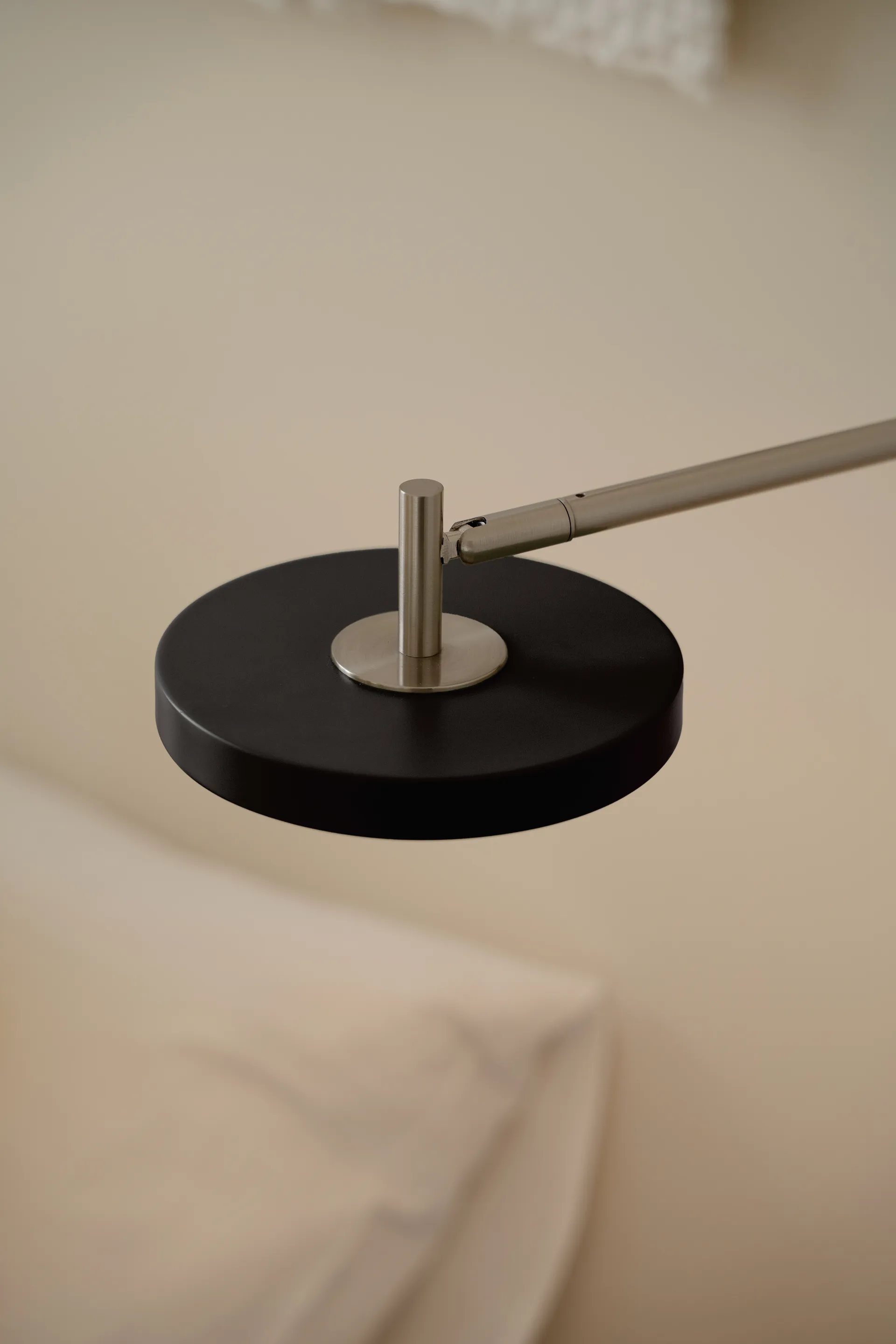 Asteria Wall vegglampe, Long, Black-chrome Umage