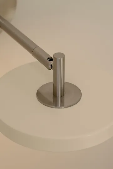 Asteria Wall vegglampe - Long, Pearl white-chrome - Umage