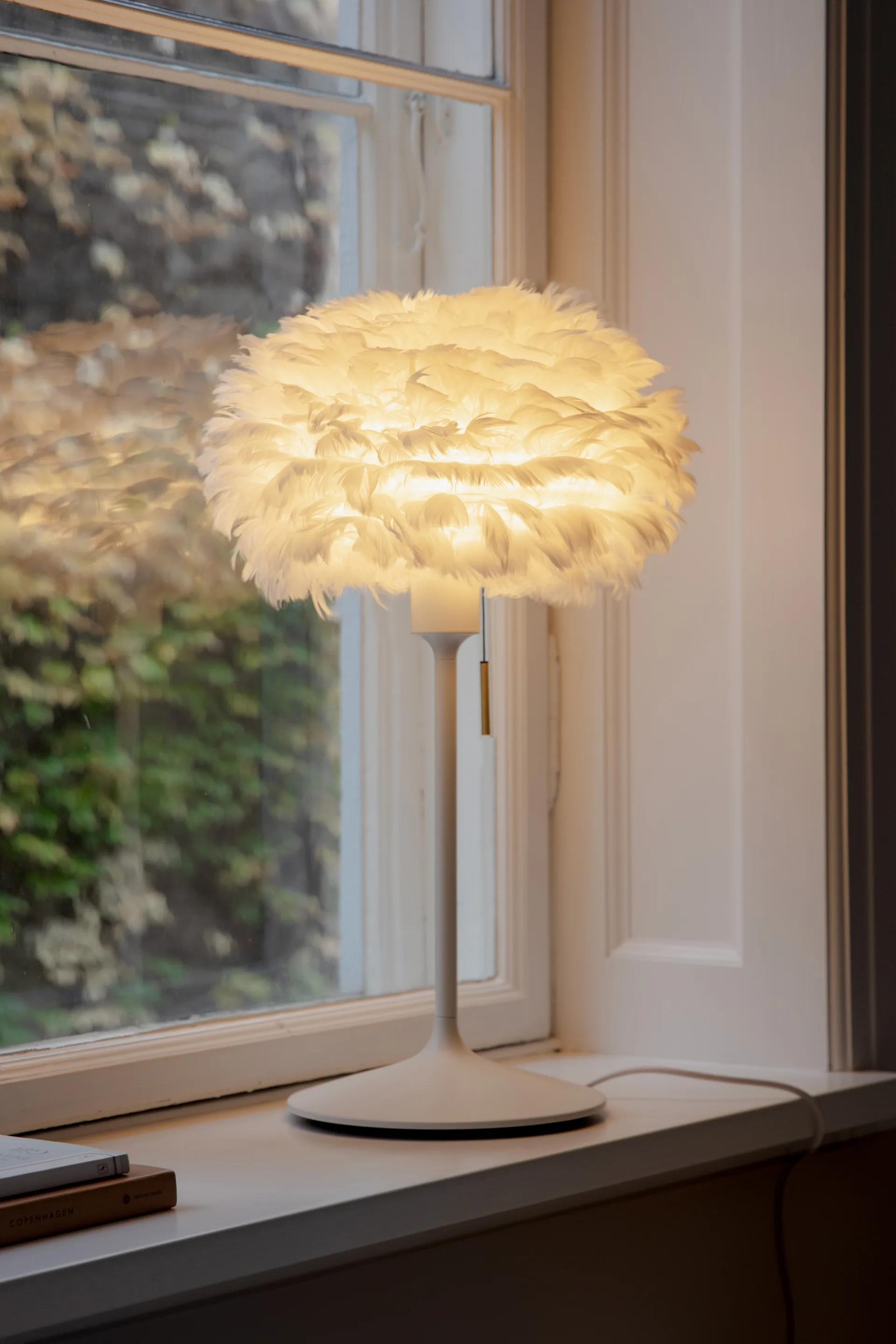 Eos bordlampe mini, Hvit-Hvit Umage