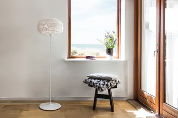 Eos gulvlampe medium hvit - Umage