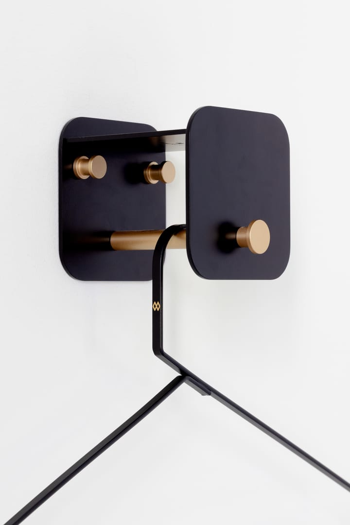 Hang in There henger, Black-brass Umage
