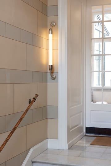 Lemon Squeeze Wall long vegglampe - Single plated brass - Umage