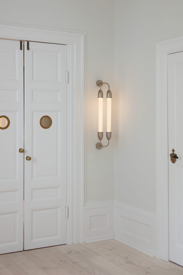 Lemon Squeeze Wall short vegglampe, Double plated brass Umage