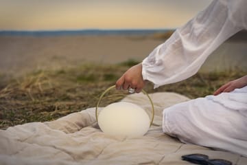 Orbit bærbar bordlampe - Ø 19,5 cm - Umage