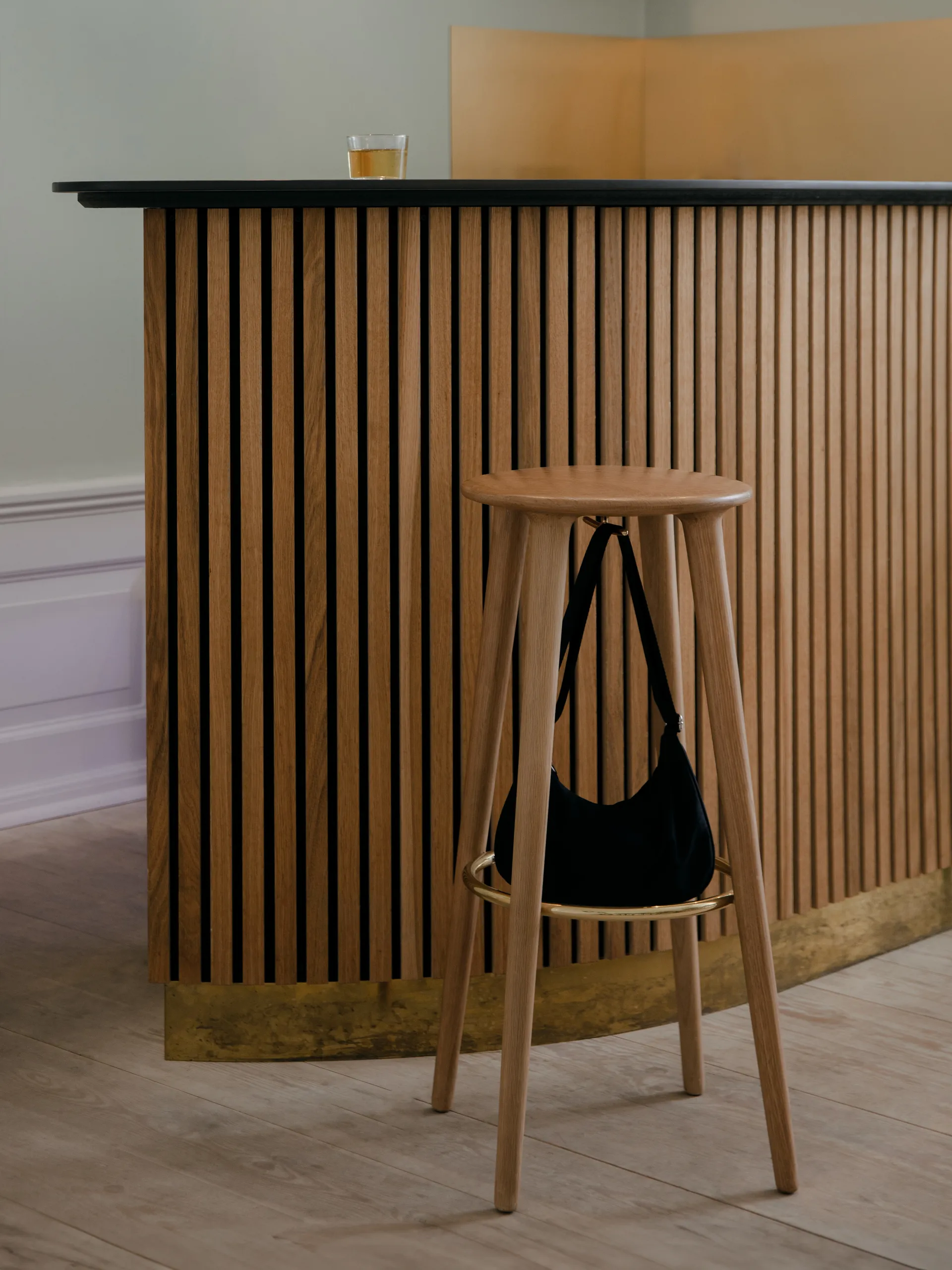 The Socialite barstol 77,7 cm, Oak Umage