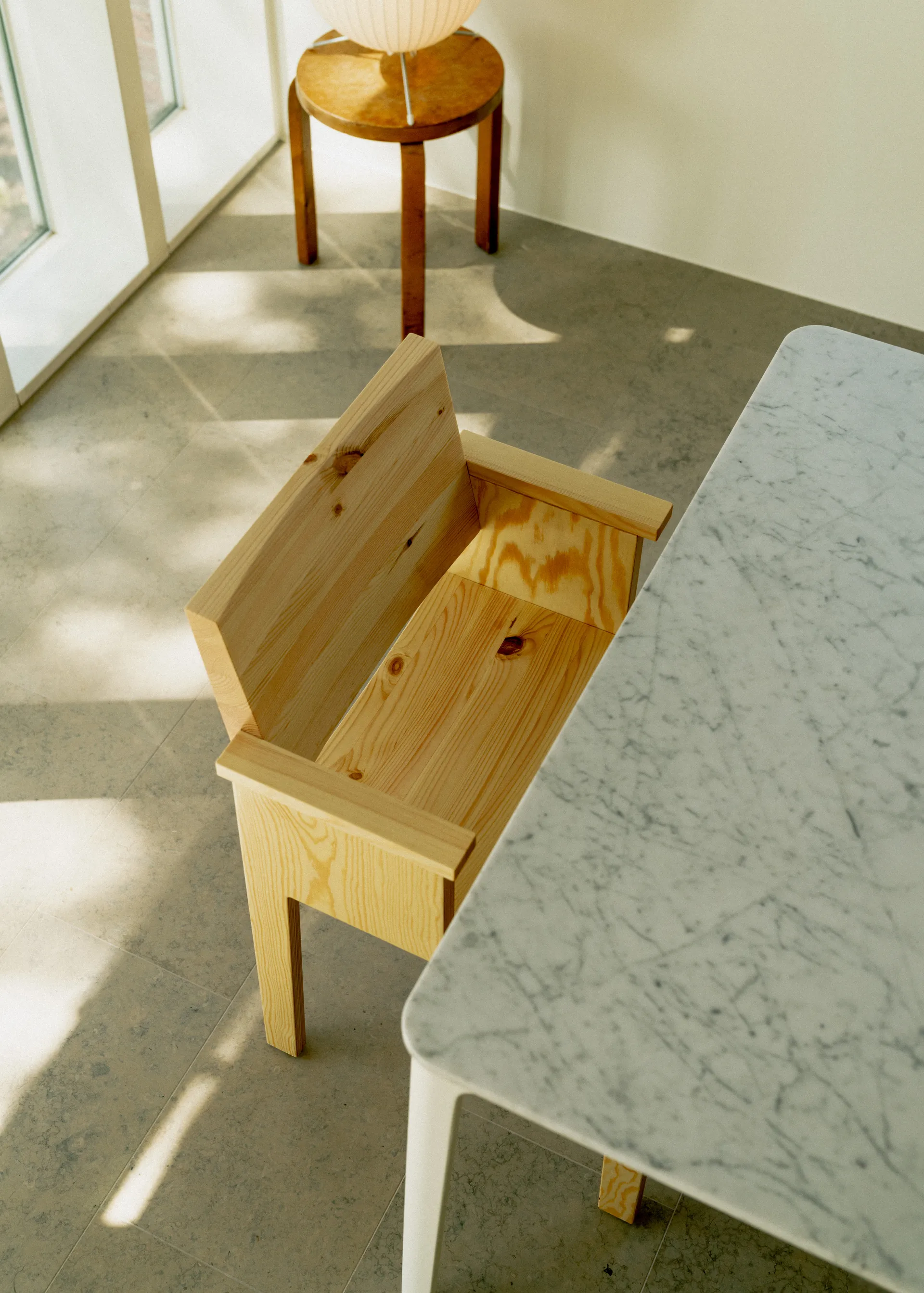 016 Maasto Dining Armchair karmstol, Matt oljevokset furu Vaarnii