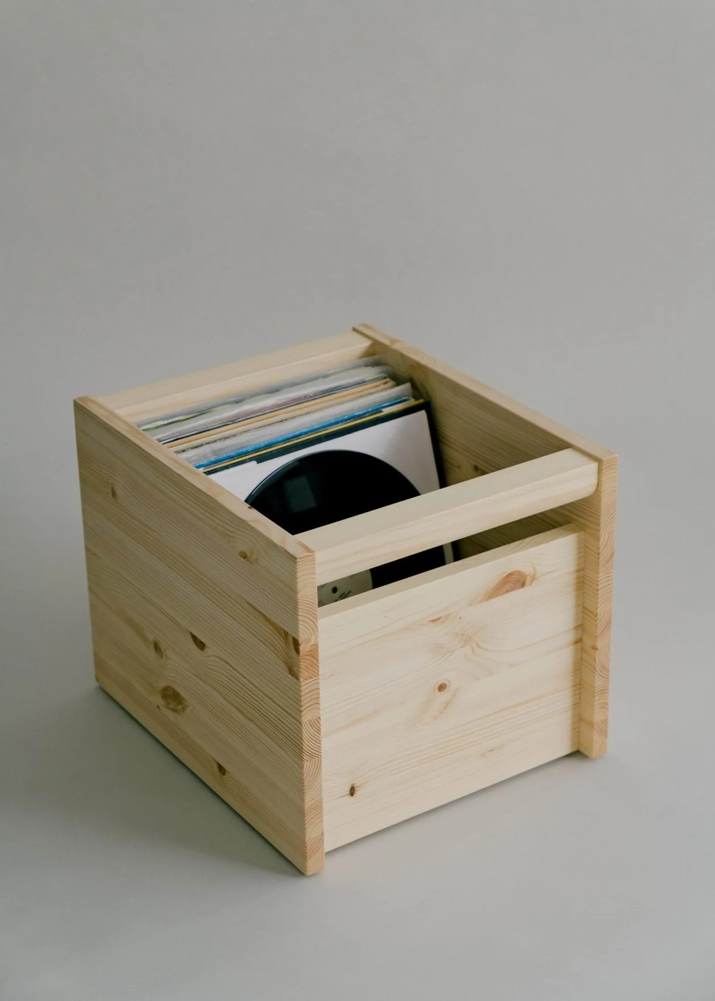 020 Koppa Crate oppbevaringsboks, Oljevokset furu, large 38x43x36 cm Vaarnii