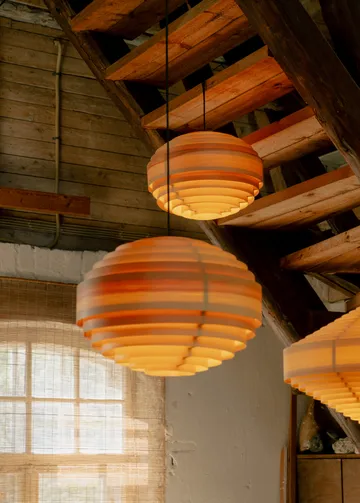 1002 Hans Pendant pendel - Matt oljevokset furu, Ø46 cm - Vaarnii