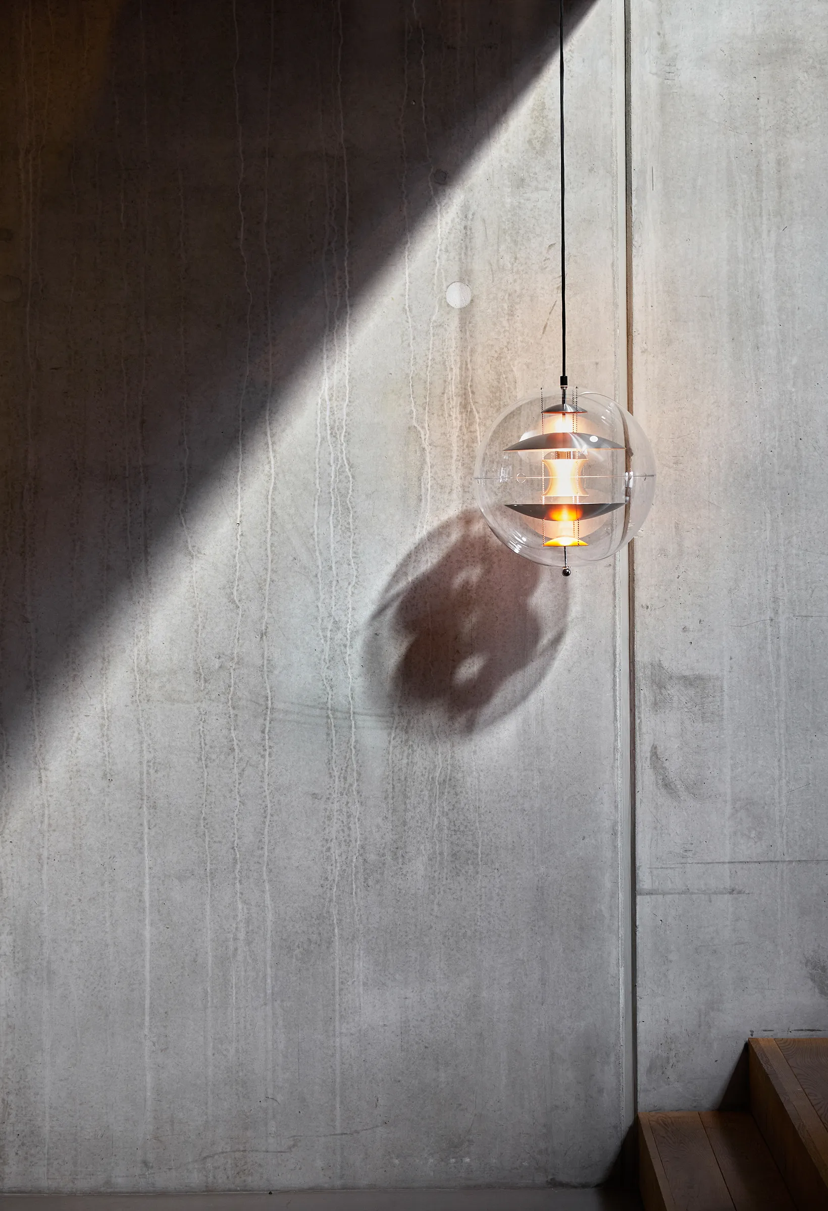VP Globe Brushed Alu taklampe, Ø 40 cm Verpan