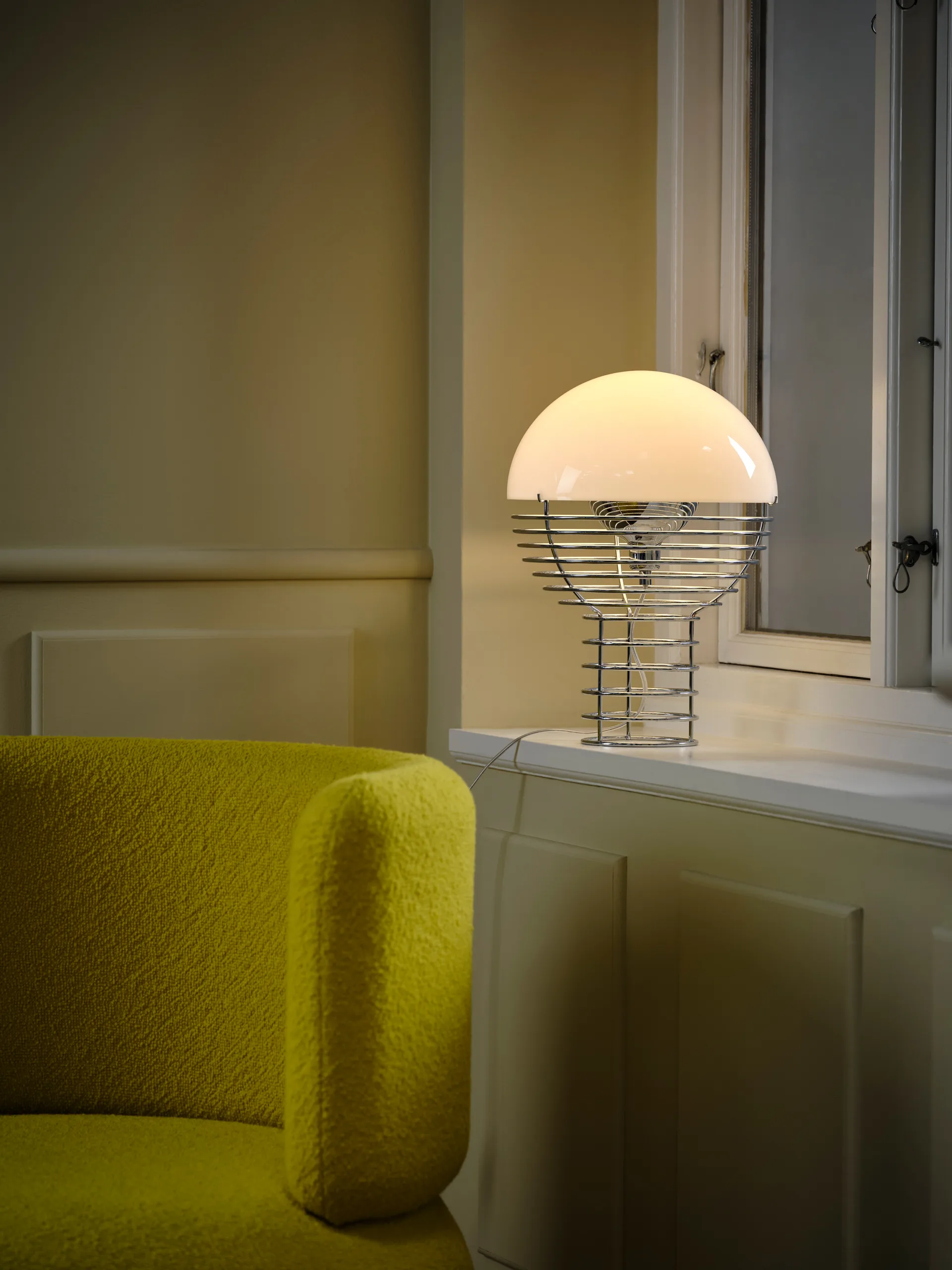 Wire bordlampe Ø 30 cm, Chrome-white Verpan