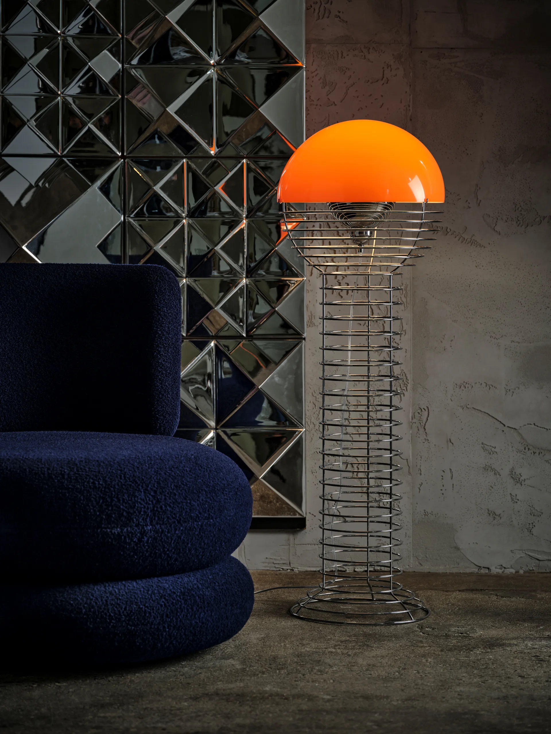 Wire gulvlampe, Chrome-orange Verpan