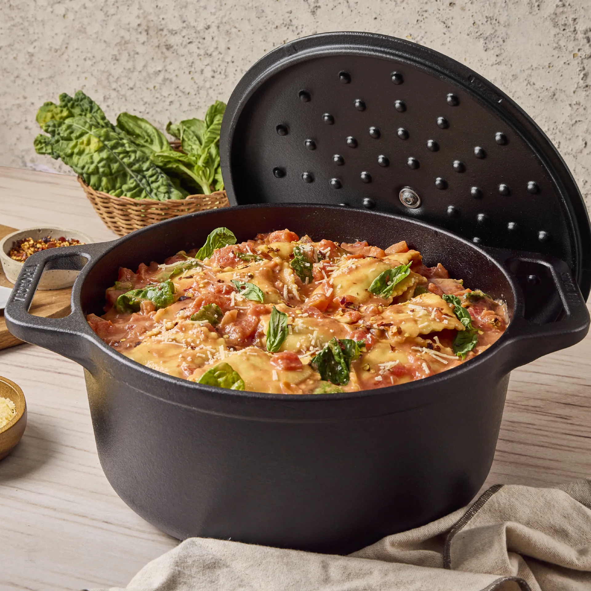 Victoria gryte støpejern pre-seasoned, 6,6 L Victoria