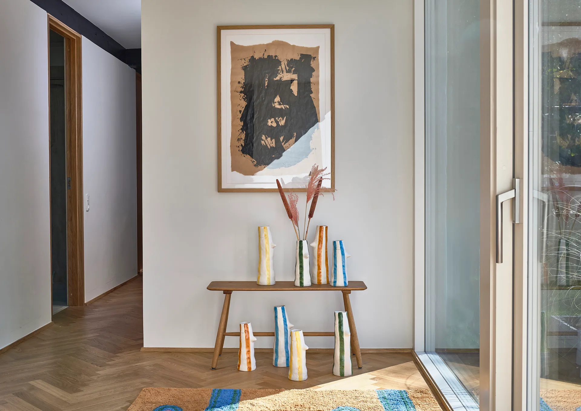 Styles vase med nebb og øyevipper 26 cm, Brown  Villa Collection