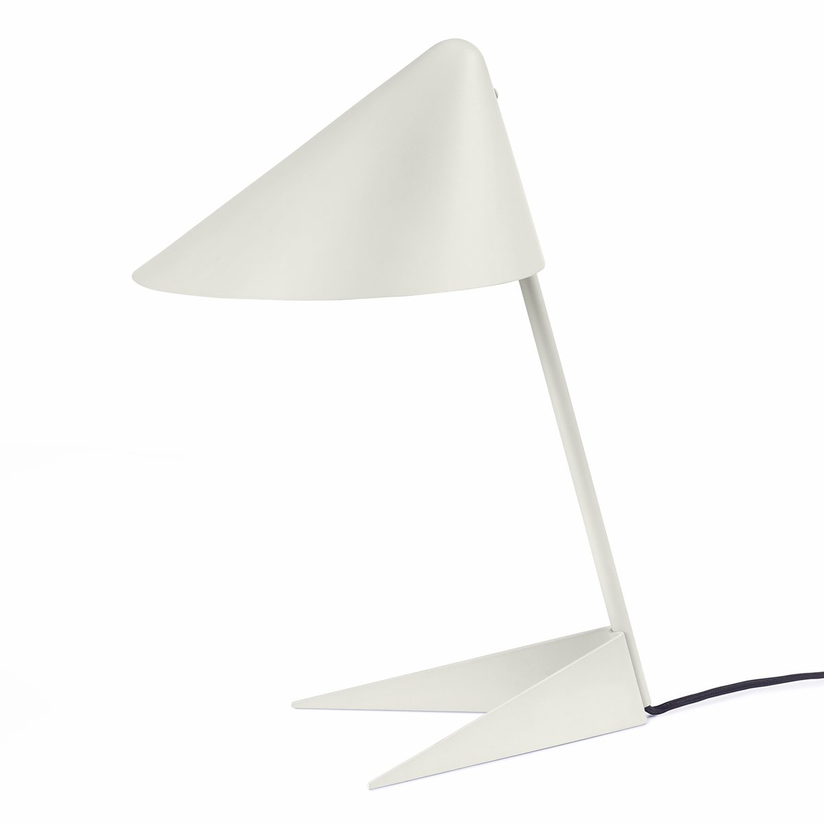 Warm Nordic Ambience bordlampe Warm white | Skandinavisk Design | Bordlamper | Hvit